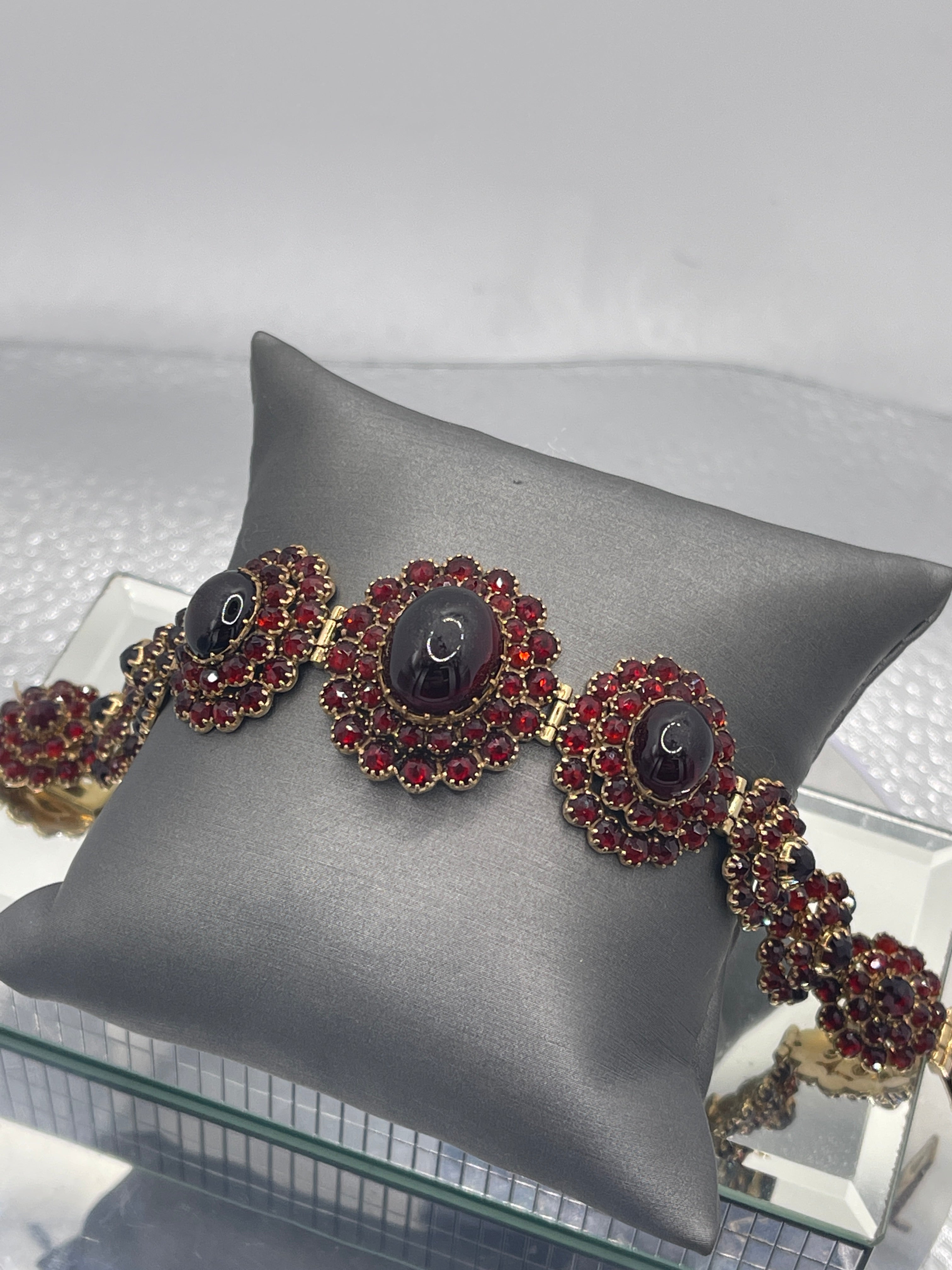 Vintage store garnet bracelet